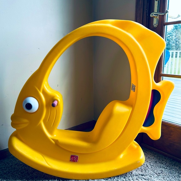 Step 2 Rocking Yellow Angel Fish Rocker Toddler Ride On - Rare Vintage - Picture 2 of 14
